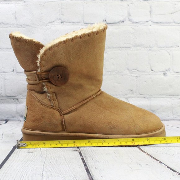 Lamo Brown Suede Button Faux Fur Lined Whipstitched Winter Ankle Boots Size 8 - Picture 8 of 9